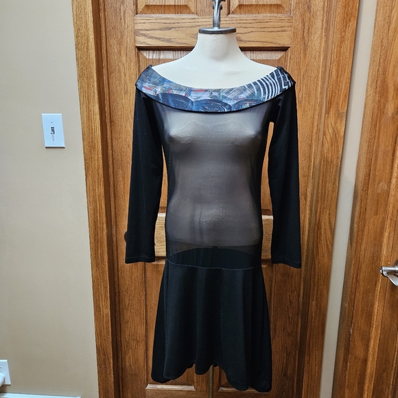 Save the Queen two piece dress - Picture 3 of 4